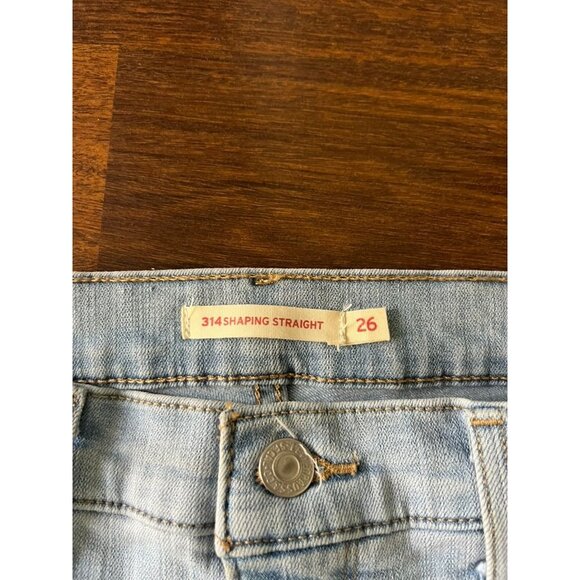 Levi’s 314 Shaping Straight Women’s Jeans Size 26 Light Wash Stretch Mid Rise - Picture 2 of 6